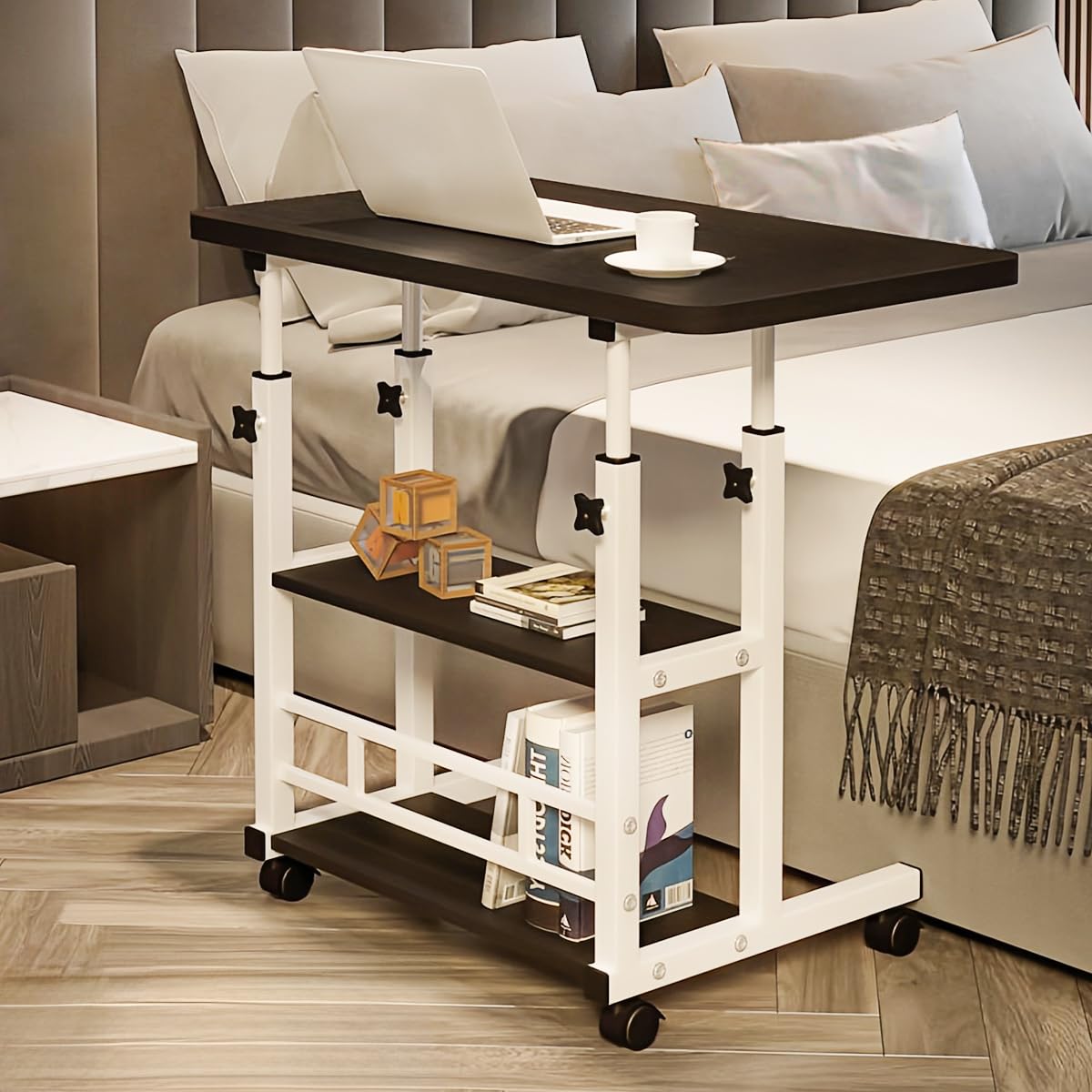Mesa lateral portátil ajustável Preta